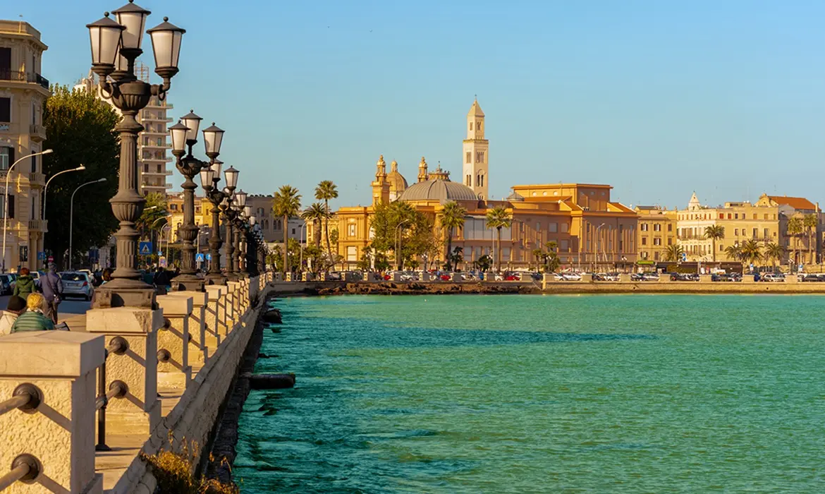 Bari gallery image 7