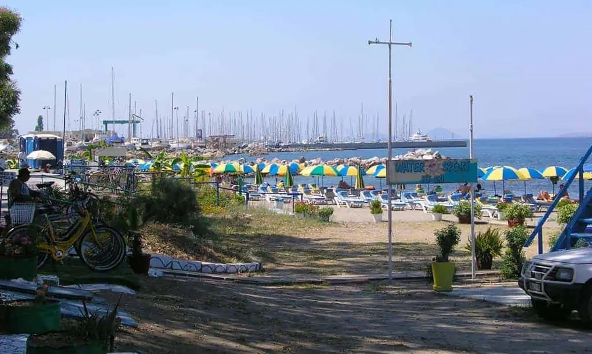 Psalidi Beach gallery image 7