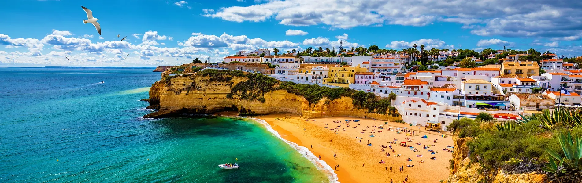 Carvoeiro holiday destination