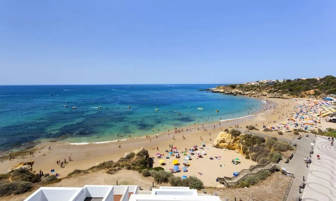 Praia da Oura gallery image 3