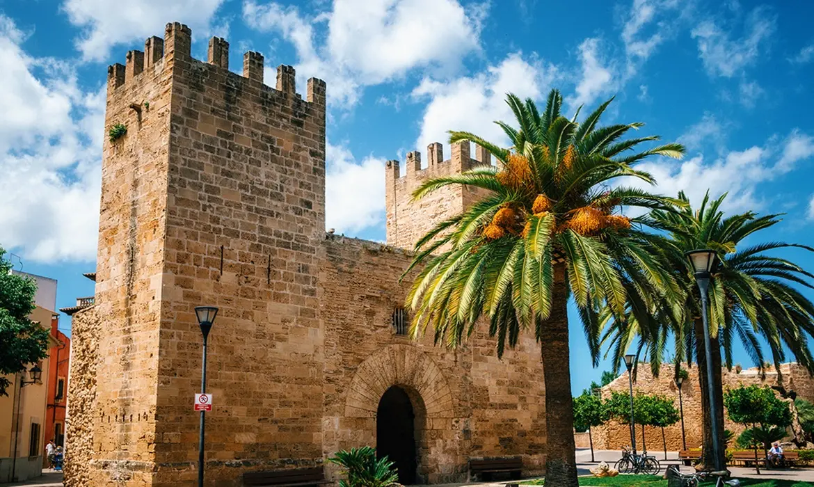 Alcudia gallery image 10