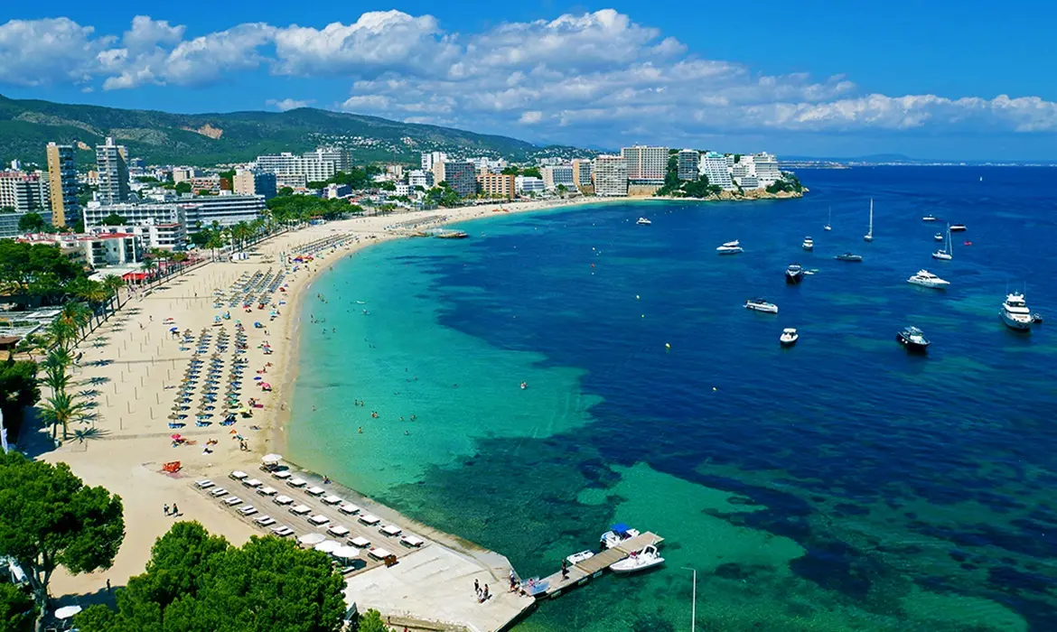 Magaluf gallery image 12