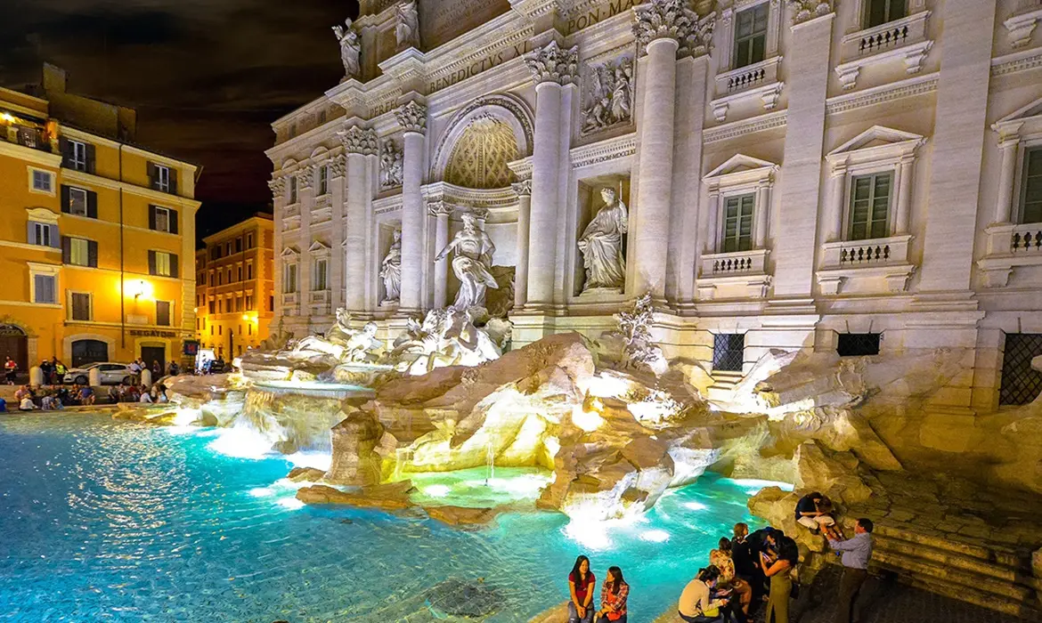 Spanish Steps /Trevi Area gallery image 11