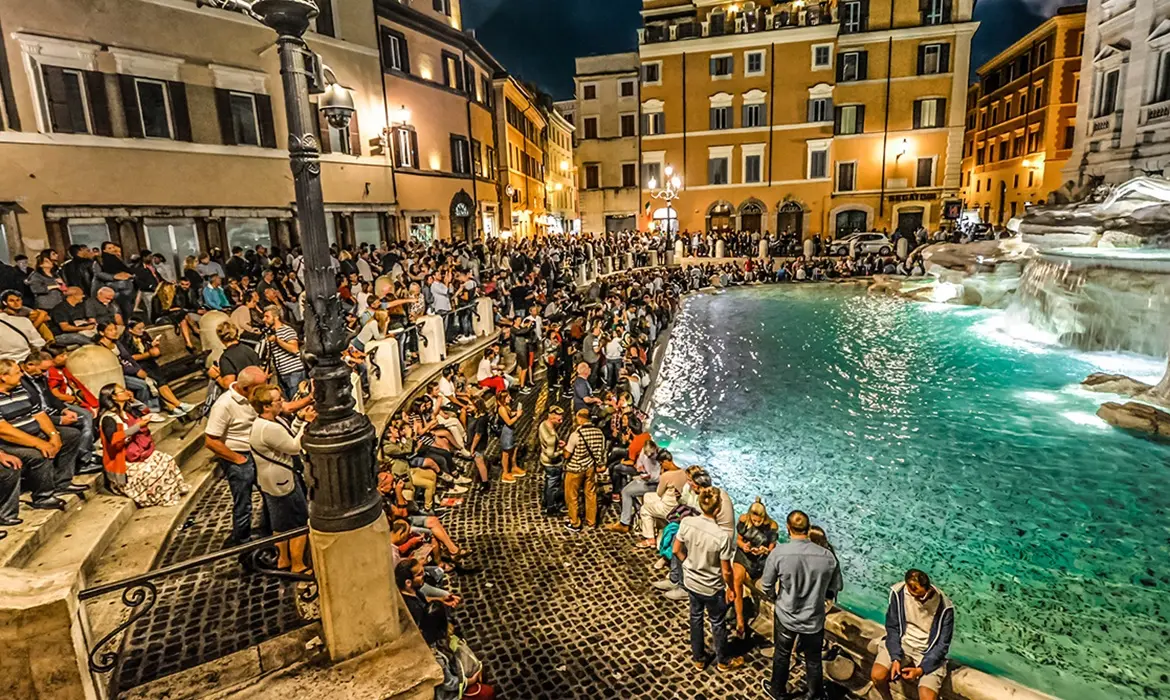 Spanish Steps /Trevi Area gallery image 12