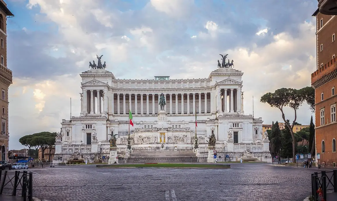 Via Veneto Area gallery image 1
