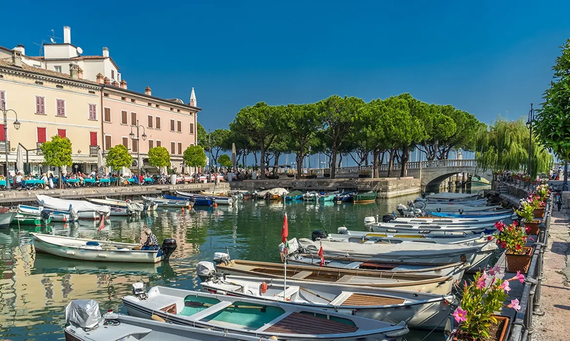 Desenzano Del Garda gallery image 1
