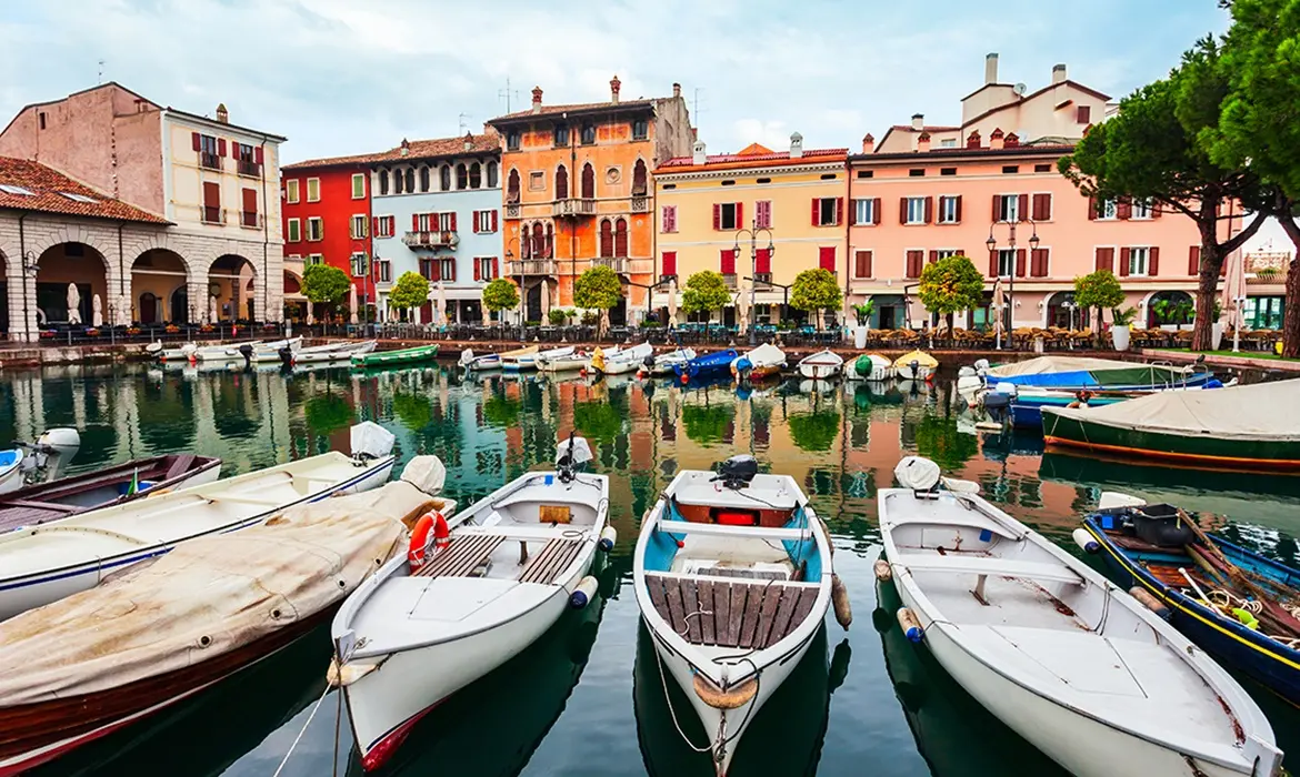 Desenzano Del Garda gallery image 9