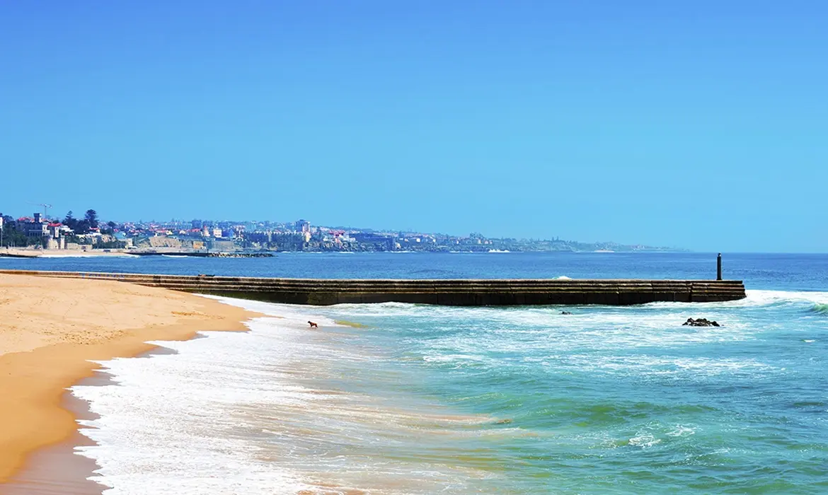 Estoril gallery image 3